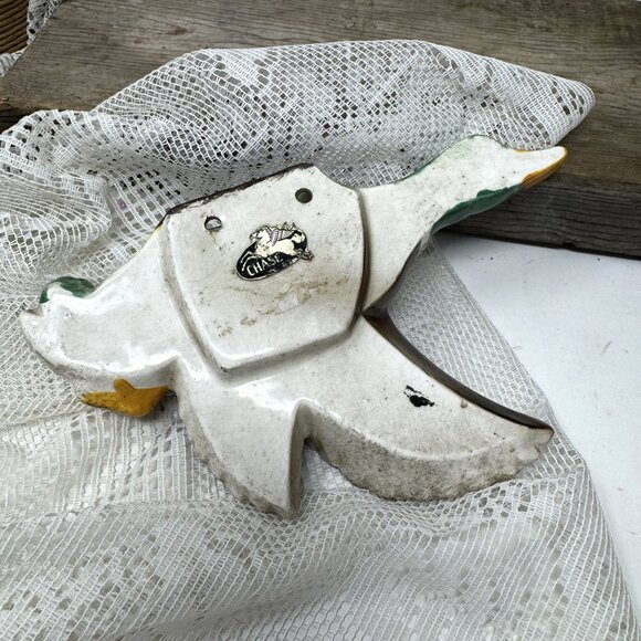 Vintage Japan Ceramic Flying Mallard Duck Wall Pocket Planter - Picture 4 of 7